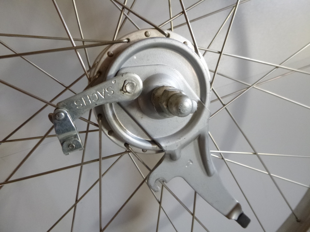 Alesa Vorder Laufrad Trommelbremse Bremshebel Front Wheel